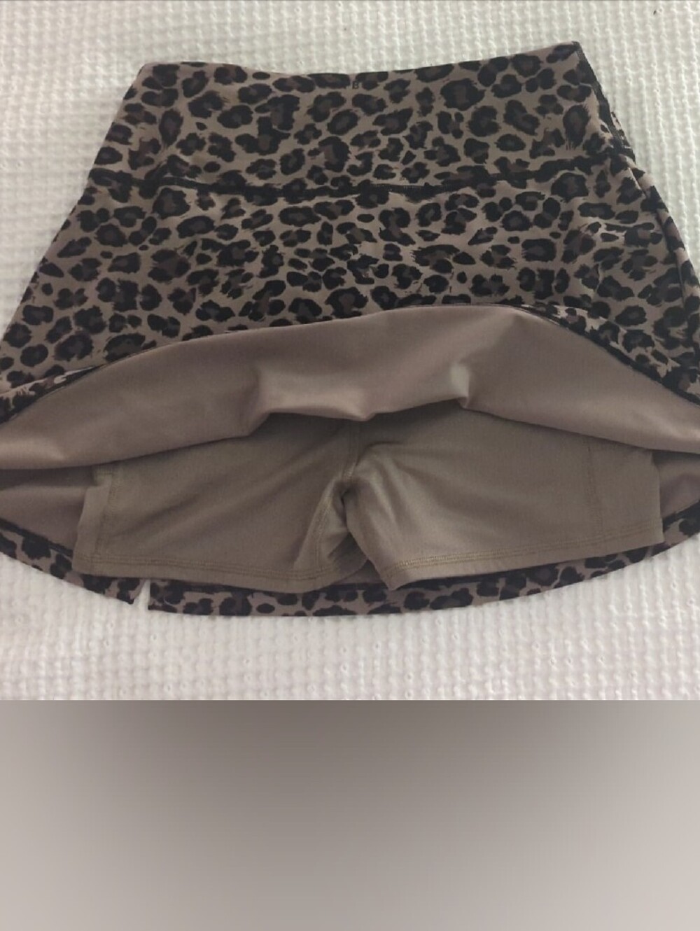 Abercrombie & Fitch YPB sculptLUX Lined Wrap Skort in Leopard Print - Size M - Picture 4 of 9